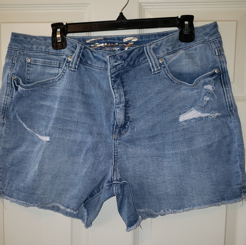 Seven7 Jean Shorts, Size 16